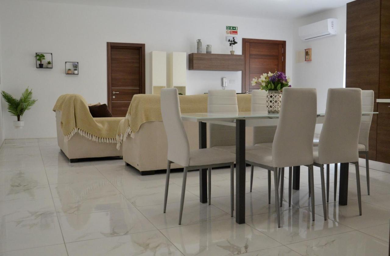 Lorenza Letting Apartment Marsaxlokk Eksteriør bilde